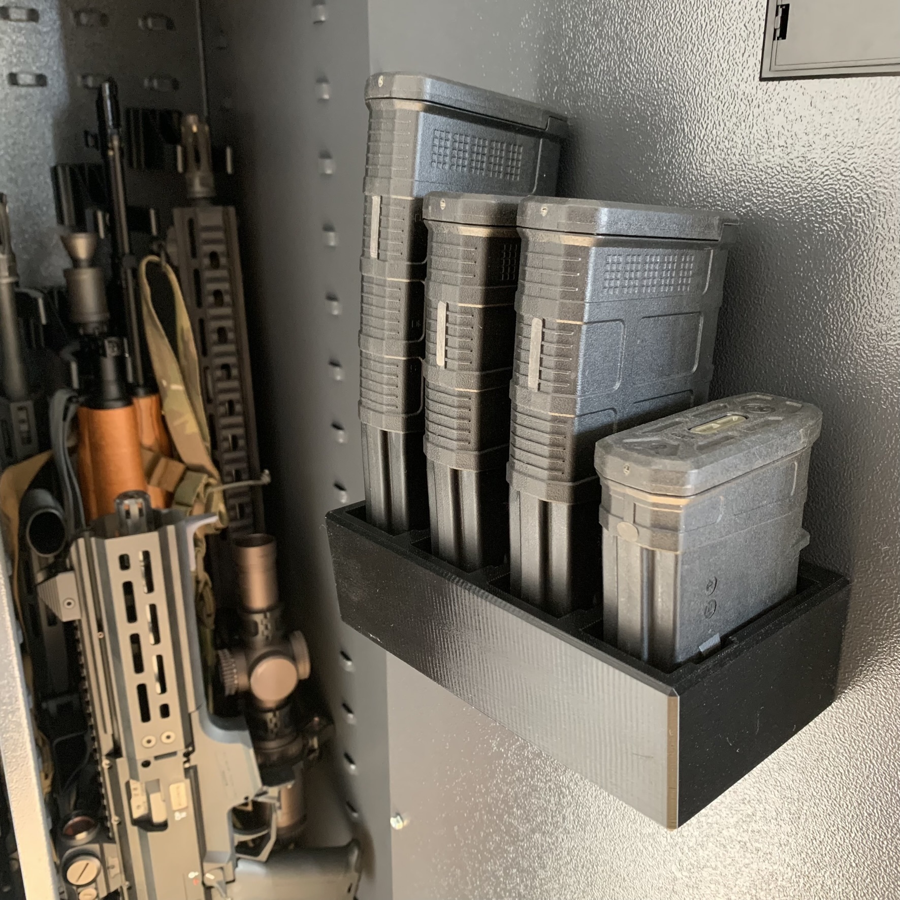 Armorum Magazinhalter AR-10/S25, magnetisch
